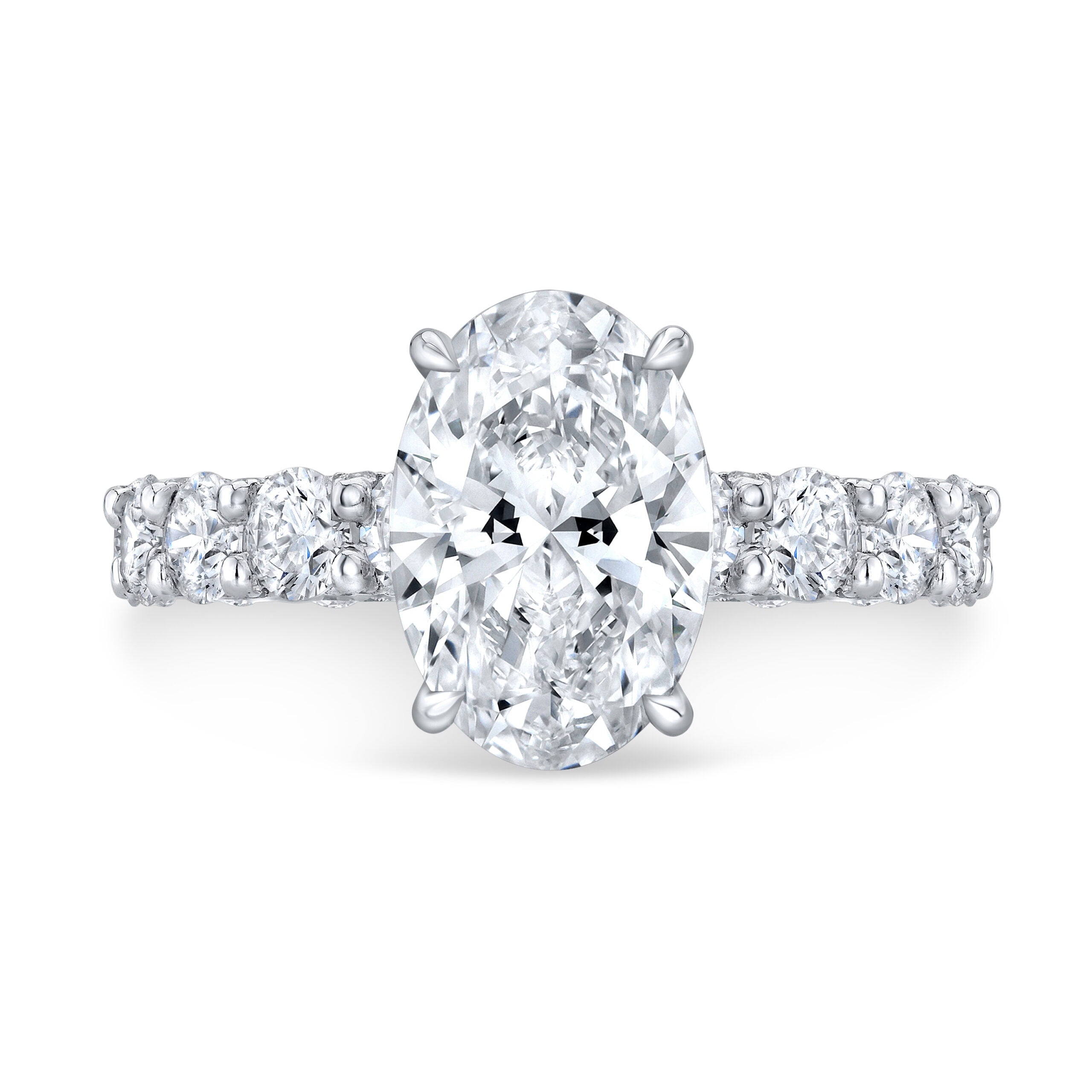 The Elara Oval Lab Grown Diamond Ring