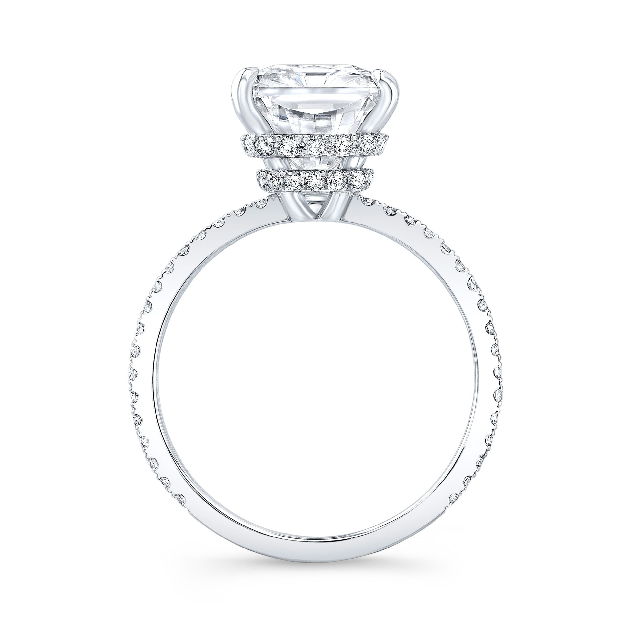 The Lorraine Radiant Cut Lab Grown Diamond Ring