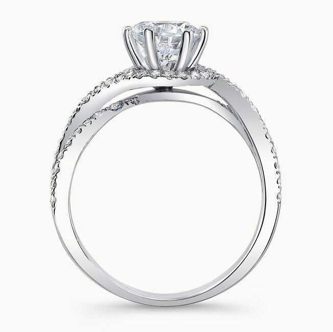 The Valentina II Round Lab Grown Diamond Ring