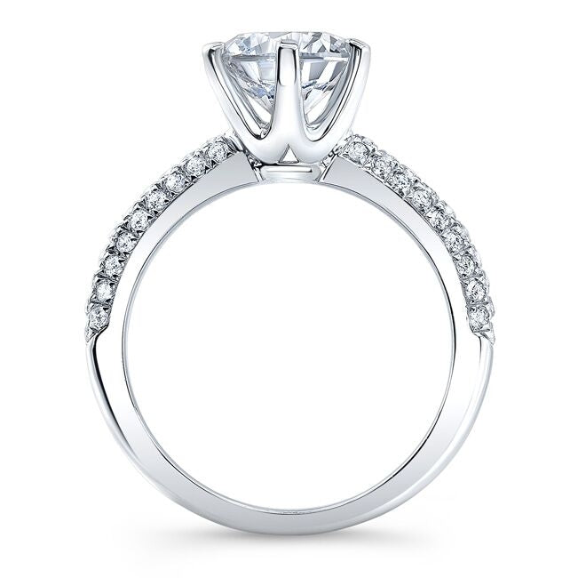 The Ophelia round Lab Grown Diamond Ring