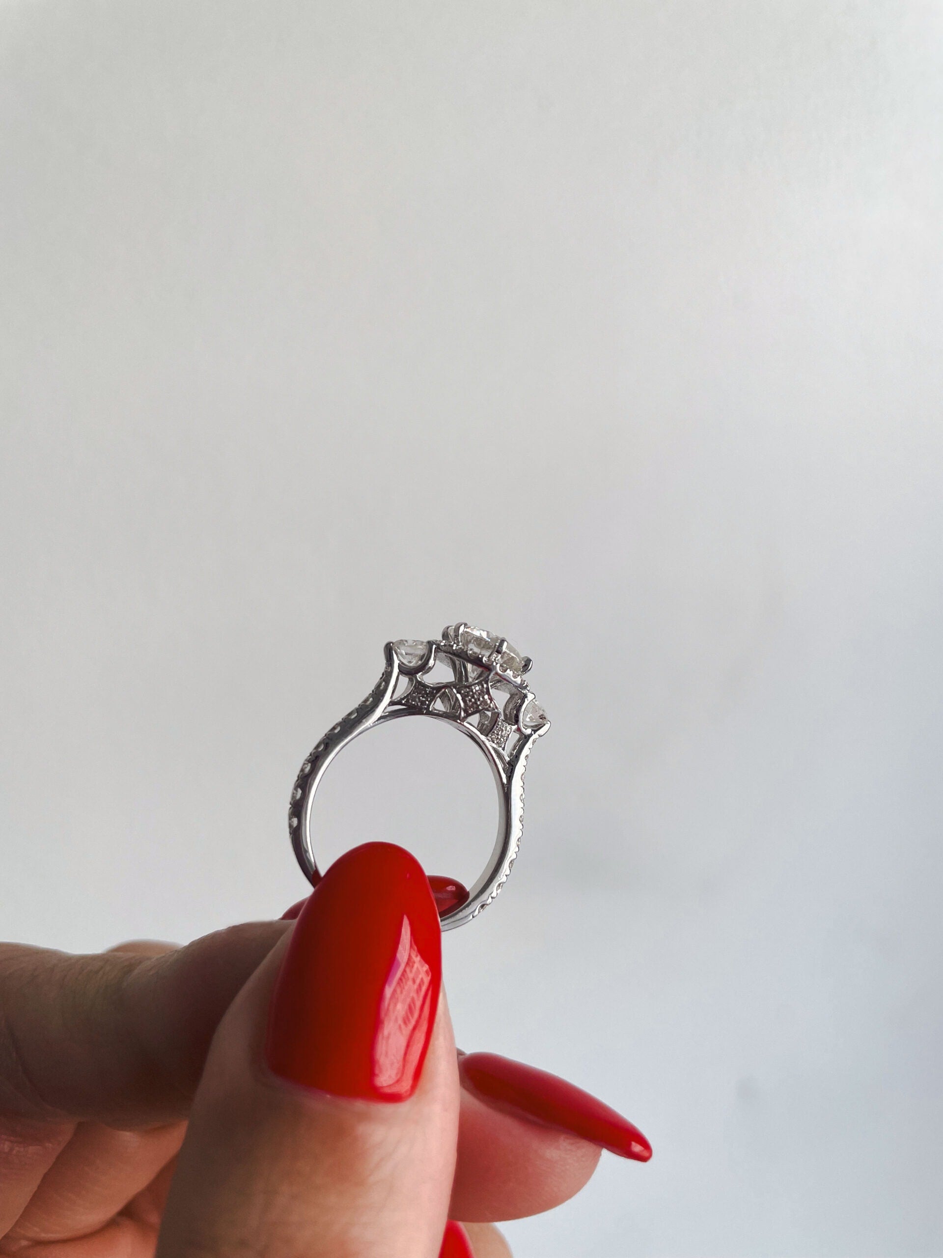 The Portia Round Lab Grown Diamond Ring